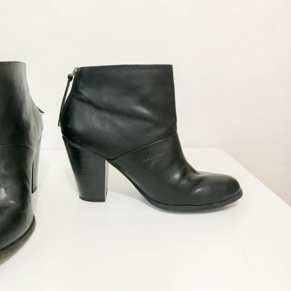 Sade Black Heeled Booties From Just Fab - Picture 6 of 15